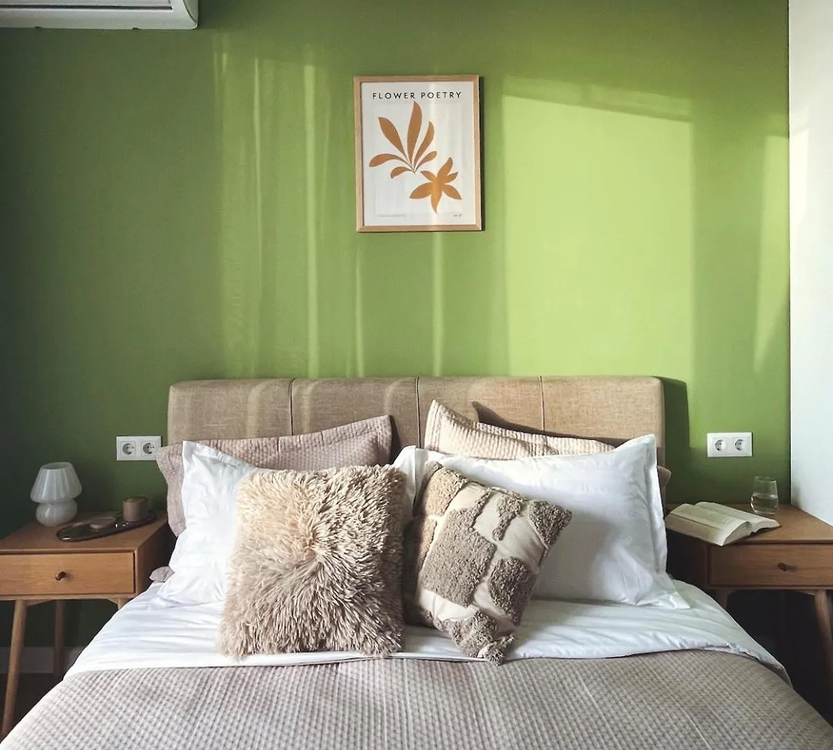 Cozy Seaside Apartment Batumi