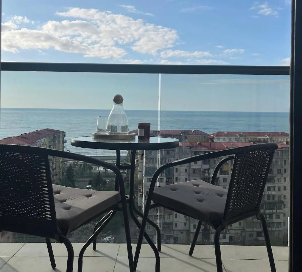 Cozy Seaside Apartment Batumi 0*,  Geórgia